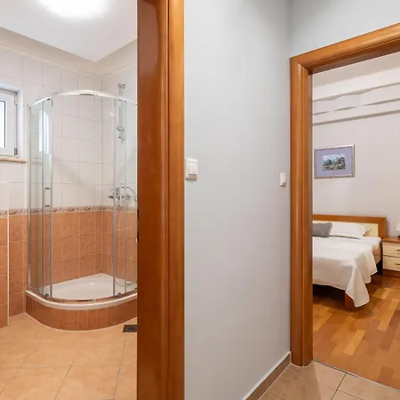 Brkic Apartments With Private Parking Makarska Exterior photo