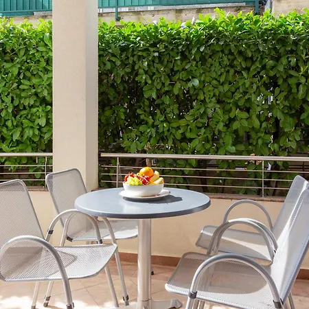 Brkic Apartments With Private Parking Makarska Exterior photo