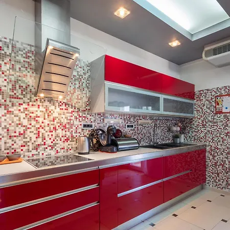 Brkic Apartments With Private Parking Makarska Room photo