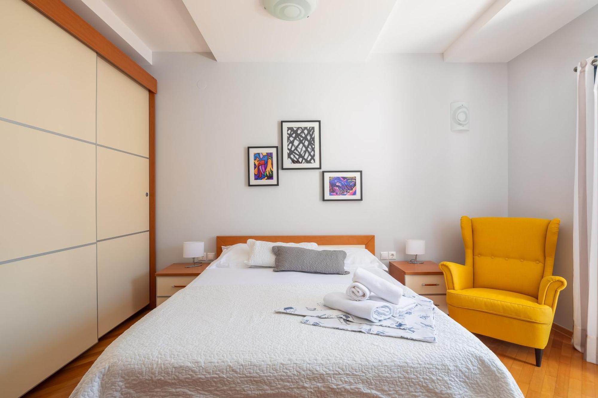 Brkic With Private Parking Apartment *