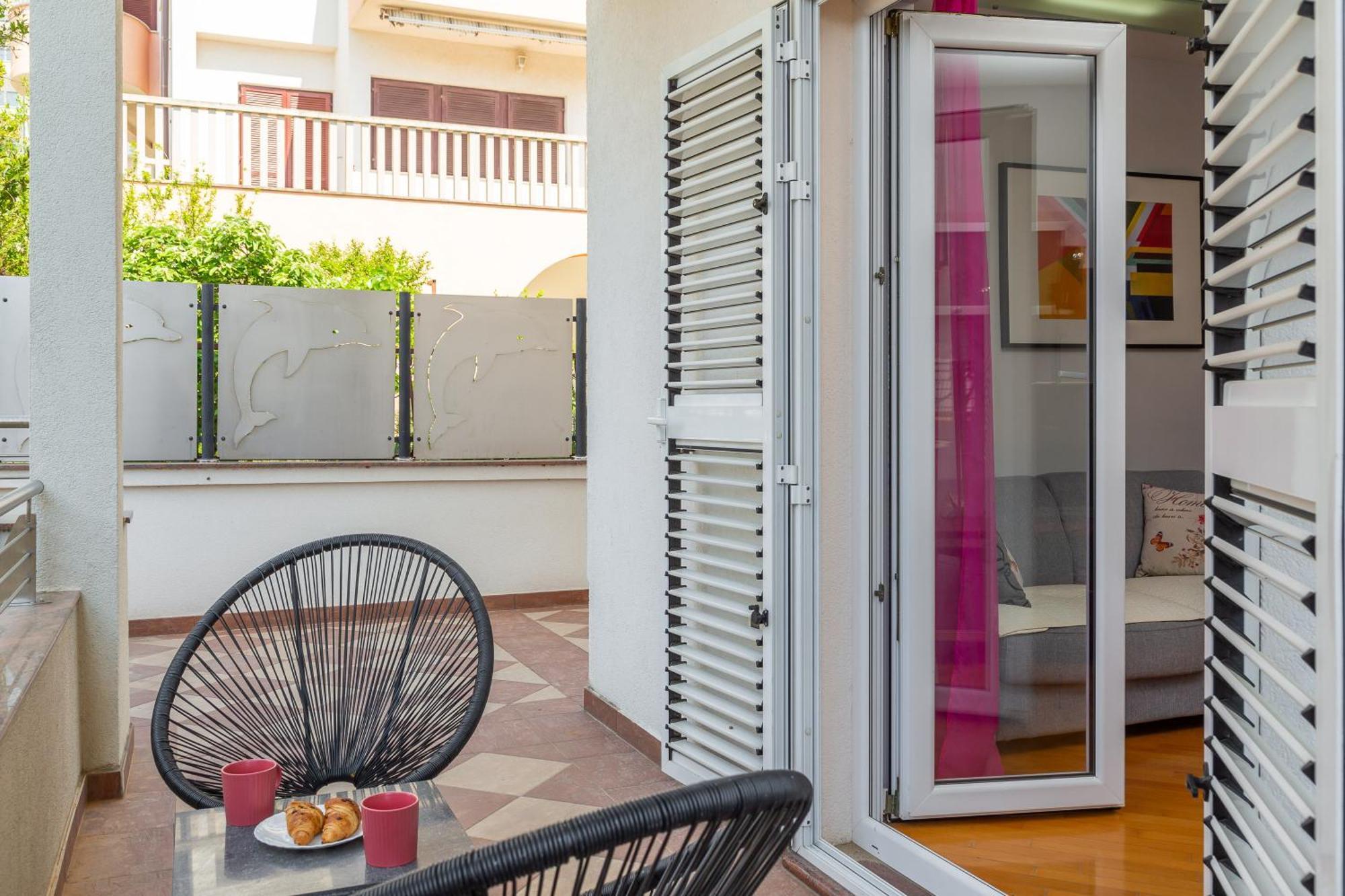 Apartment Brkic With Private Parking