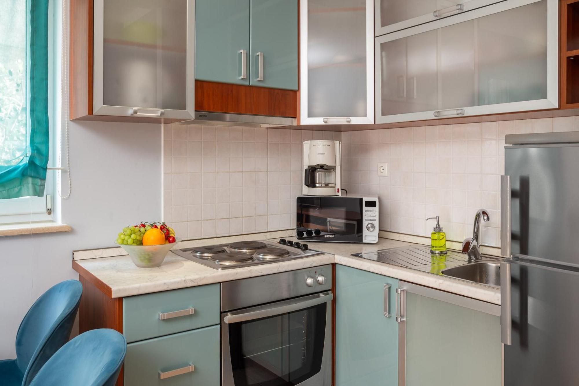 Apartment Brkic With Private Parking *